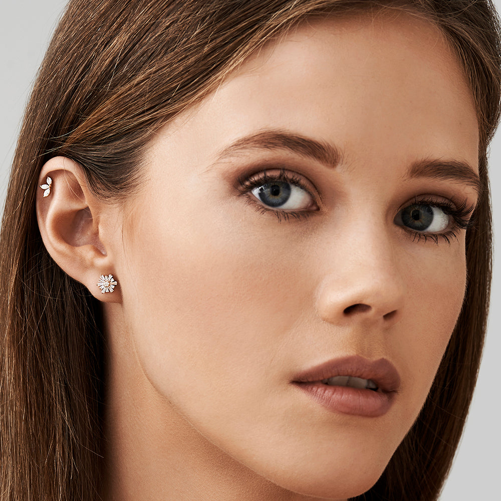 14K Tapered Baguette Diamond Snowflakes Flower Earrings | Gold Floral Stud Earrings for Women | VLOVE Fine Jewelry