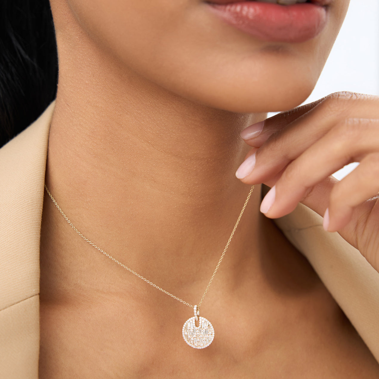 14K Baguette and Round Diamond Disc Necklace | Unique Gold Pendant | Women's Luxury Jewelry | VLOVE