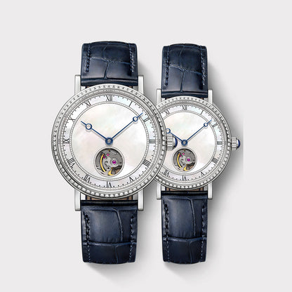 Round Watch in White Gold with Diamonds