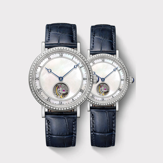 Round Watch in White Gold with Diamonds