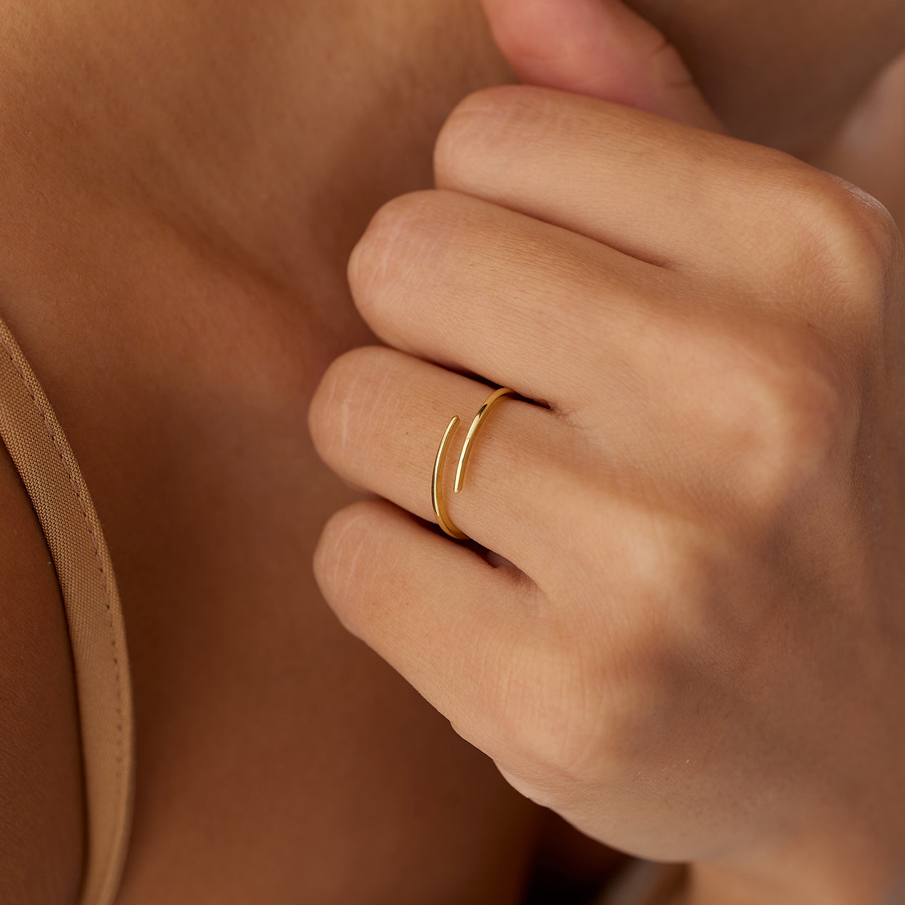 Criss Cross Stacking Ring | 14K Gold Minimalist Band | Layering Ring for Women | VLOVE Fine Jewelry