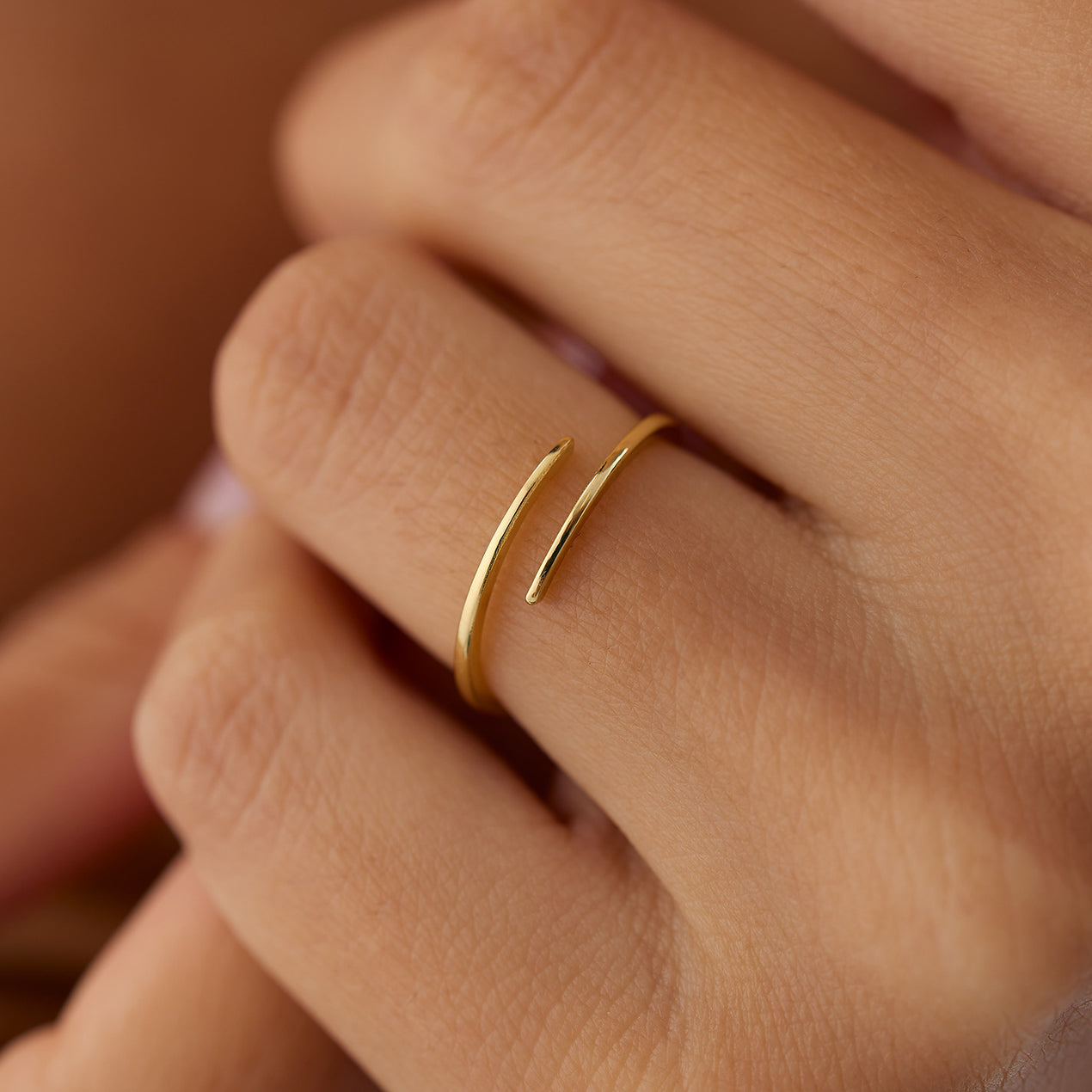 Criss Cross Stacking Ring | 14K Gold Minimalist Band | Layering Ring for Women | VLOVE Fine Jewelry