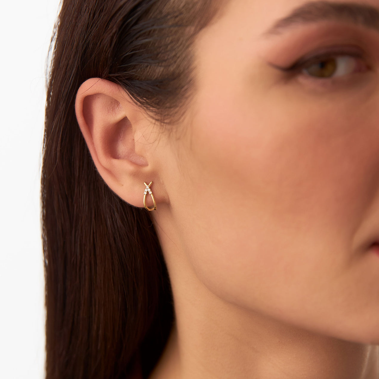 14K Gold Crisscross Diamond Huggie Earrings | Half Hoop Earrings with Round Diamonds | VLOVE Fine Jewelry