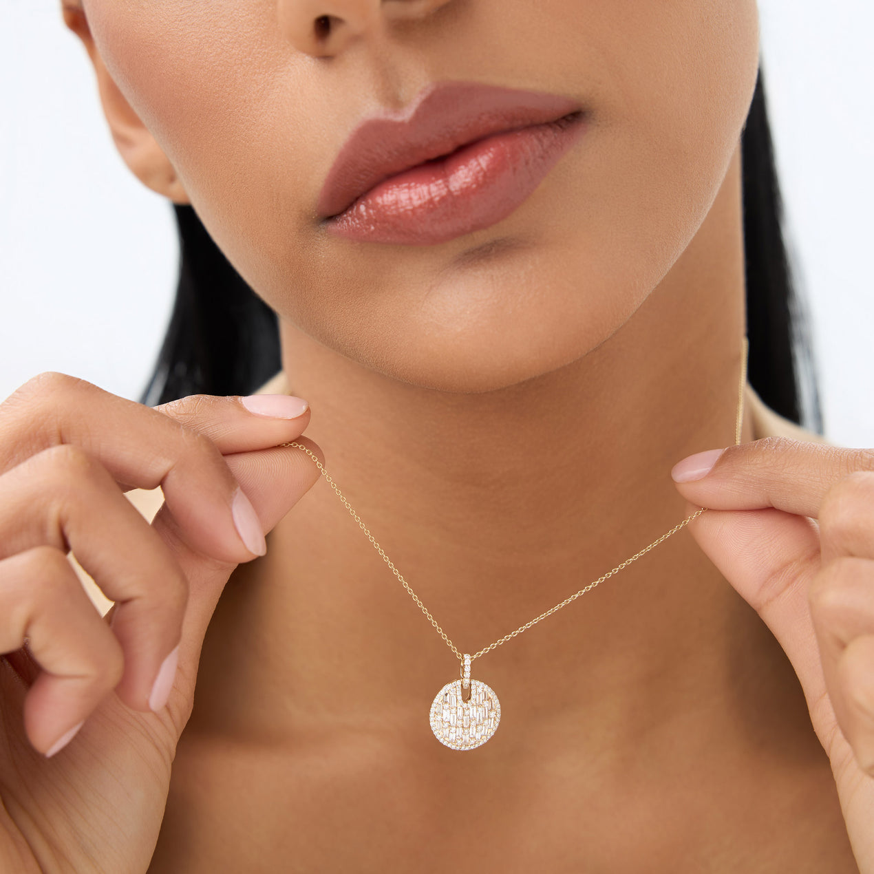 14K Baguette and Round Diamond Disc Necklace | Unique Gold Pendant | Women's Luxury Jewelry | VLOVE