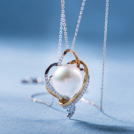 Unique design pearl necklace